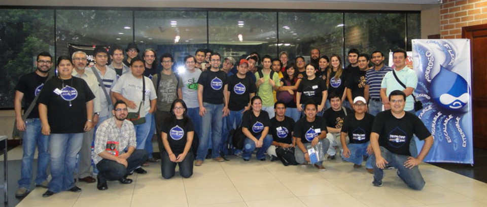 Group Photo from DrupalCamp Centroamerica 2010